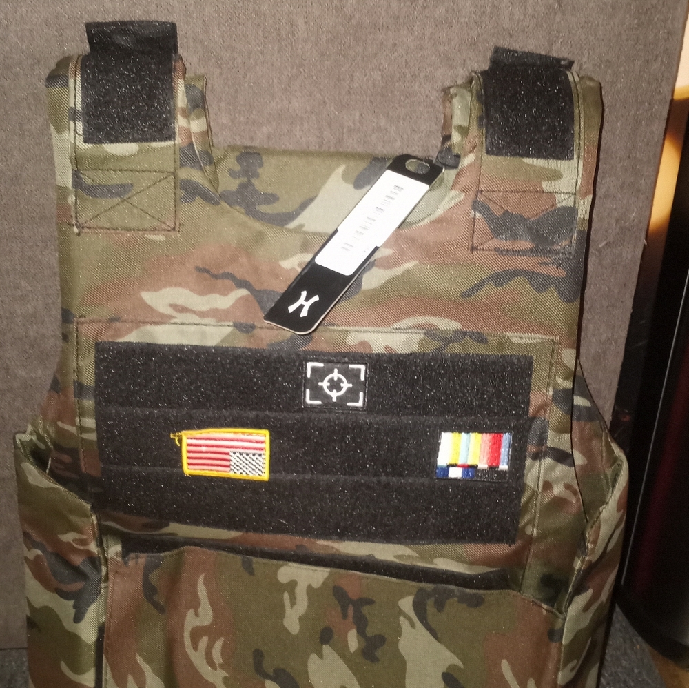 Hudson camo vest